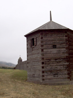 Одна из башен форта